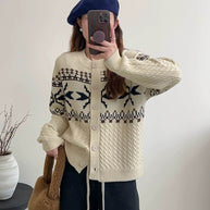 Damen Strickjacke mit folkloristischem Muster und hochwertiger Zopfstruktur WW