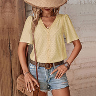 Damen Bluse mit eleganten Puffärmeln und feinem Lochmuster WW