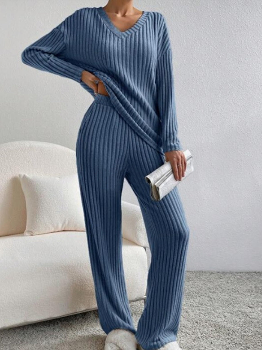 Damen Strick-Loungewear Set mit Rippenstruktur und V-Ausschnitt WW