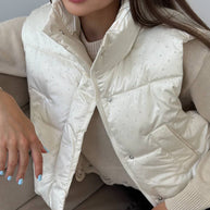 Damen Steppweste mit modischen Akzenten und hohen Kragen WW