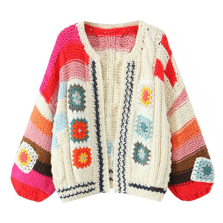 Damen modische Strickjacke mit bunten Häkelmotiven W&W Mode