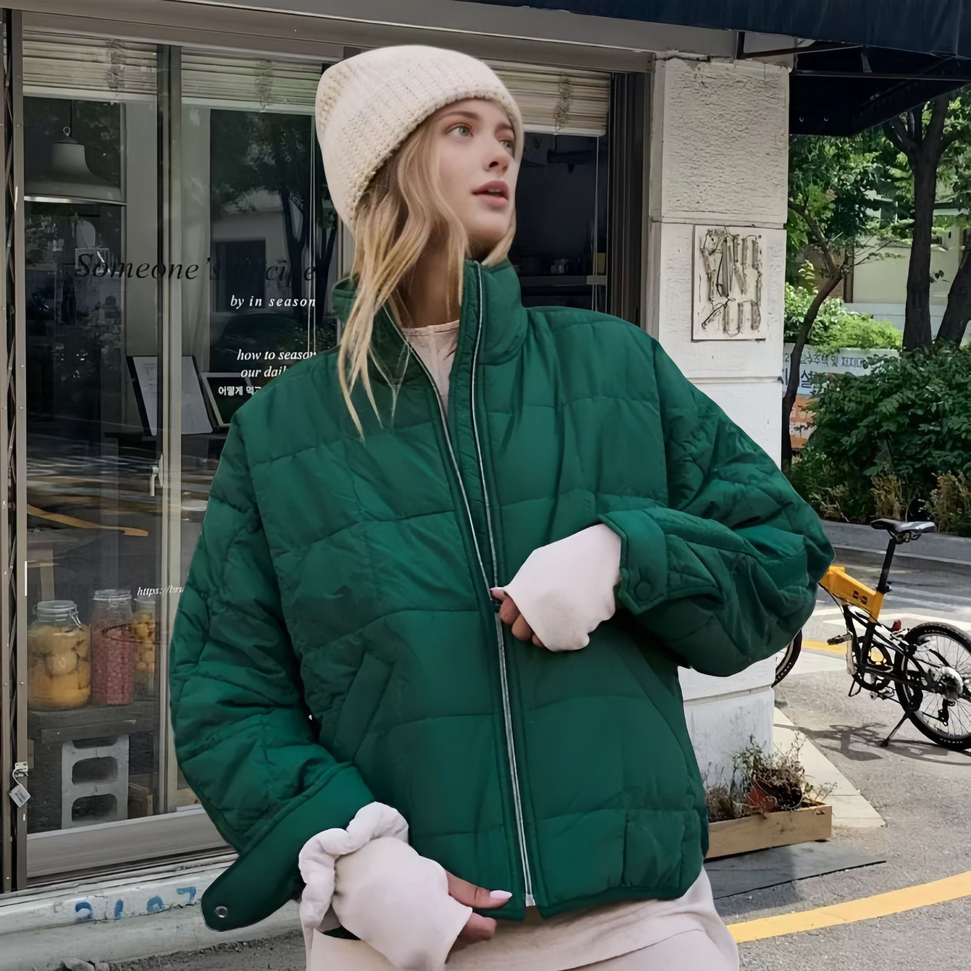 Damen Steppjacke mit hohem Kragen und praktischem Reißverschluss WW