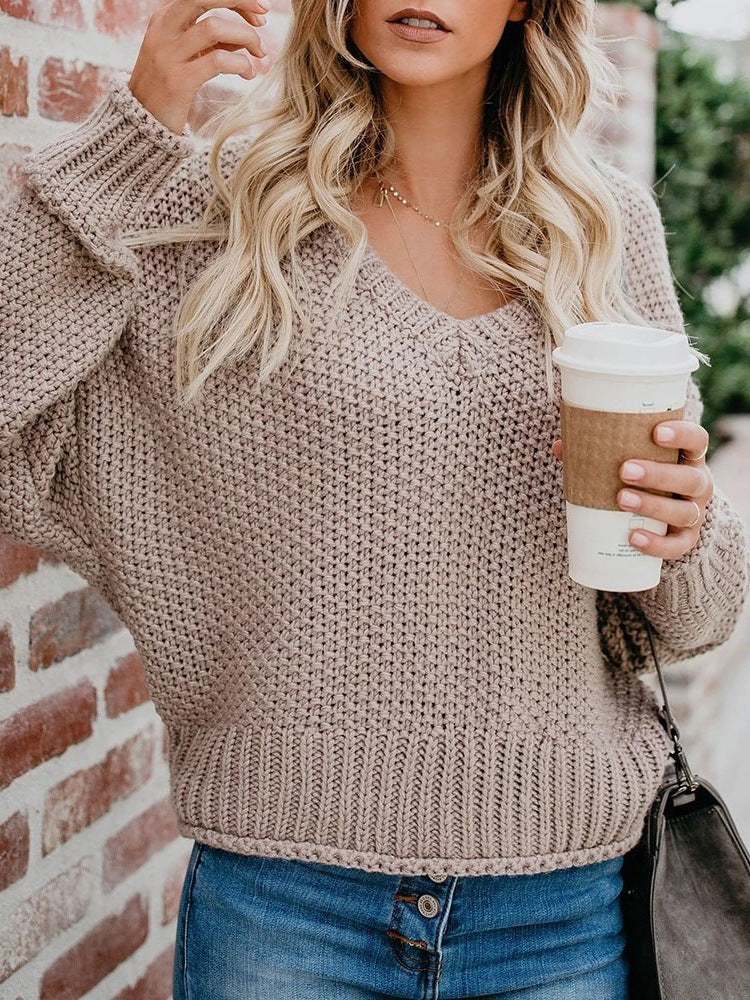 Damen Grobstrickpullover mit tiefem V-Ausschnitt und lockerer Passform WW