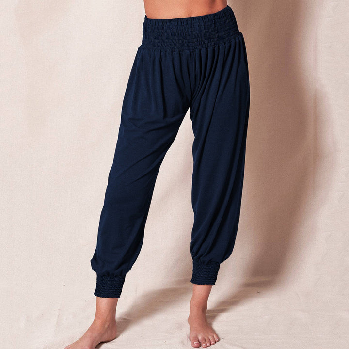 Damen luftige Freizeithose mit elastischem Bund und schmalem Beinabschluss W&W Mode