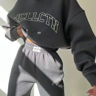 Damen Sportliches Set mit hochwertigem Sweatshirt und bequemen Jogginghosen WW