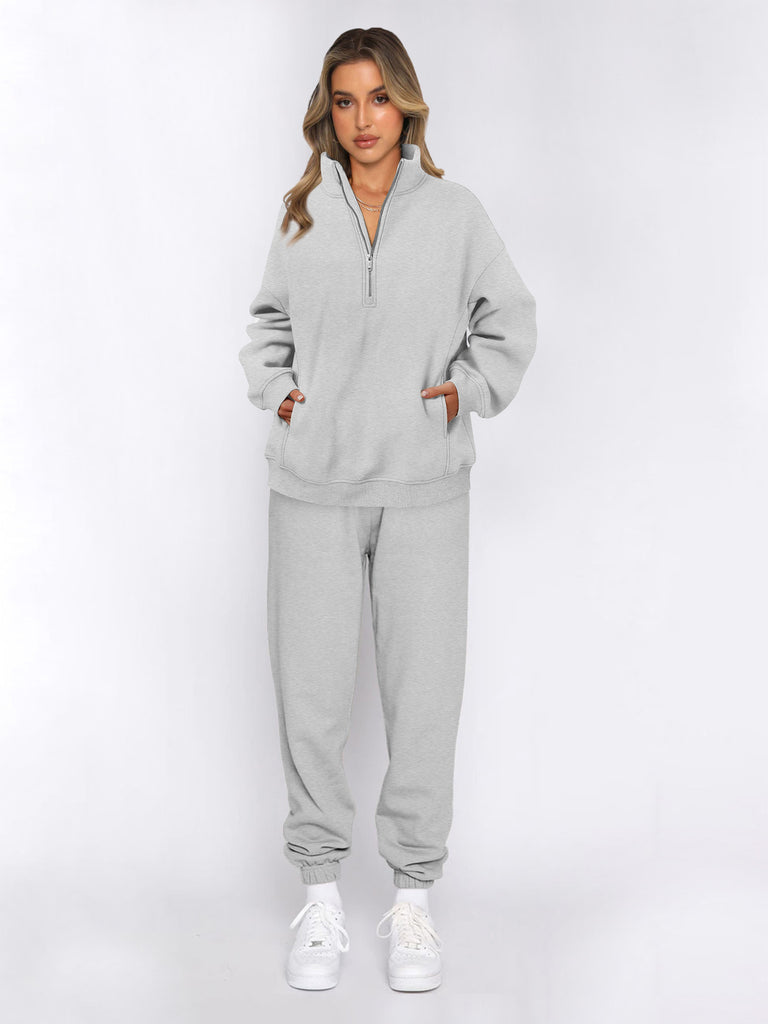 Damen sportliches Set mit Stehkragen und praktischem Reißverschluss WW
