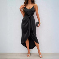 Damen Wickelkleid mit elegantem V-Ausschnitt und verspieltem Schlitz WW