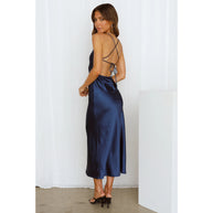Damen Satinmaxikleid mit schmalem Schnitt und Spaghettiträgern WW