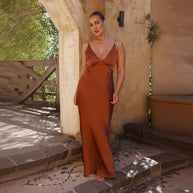 Damen Elegantes und figurbetontes Abendkleid mit tiefem V-Ausschnitt und schmalem Schnitt WW