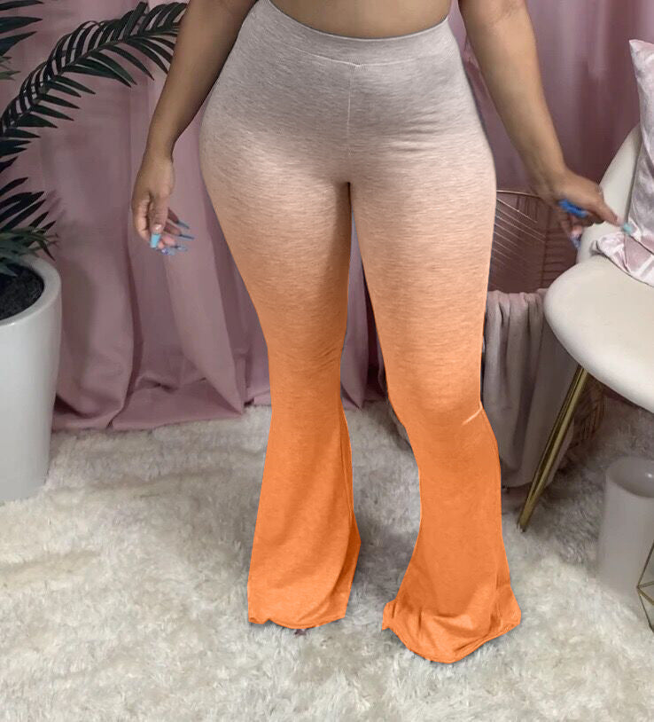 Damen Sportliche Flared Leggings mit Farbverlauf WW