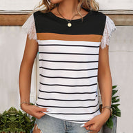 Damen T-Shirt mit elegantem Spitzenbesatz und gestreiftem Design WW