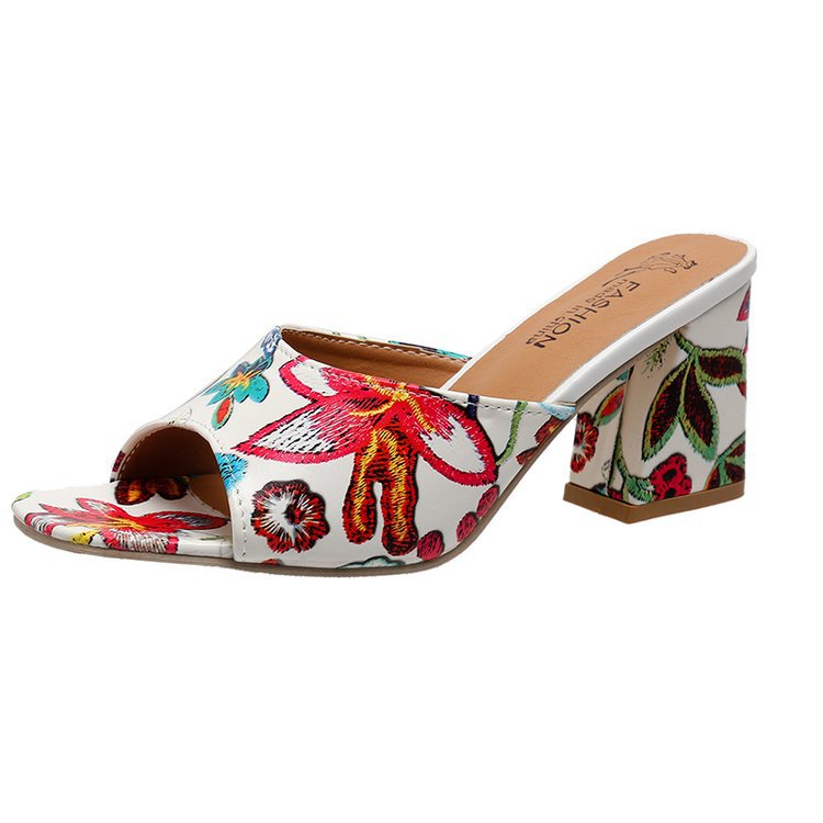 Damen Mules mit floralem Design und komfortablem Blockabsatz W&W Mode