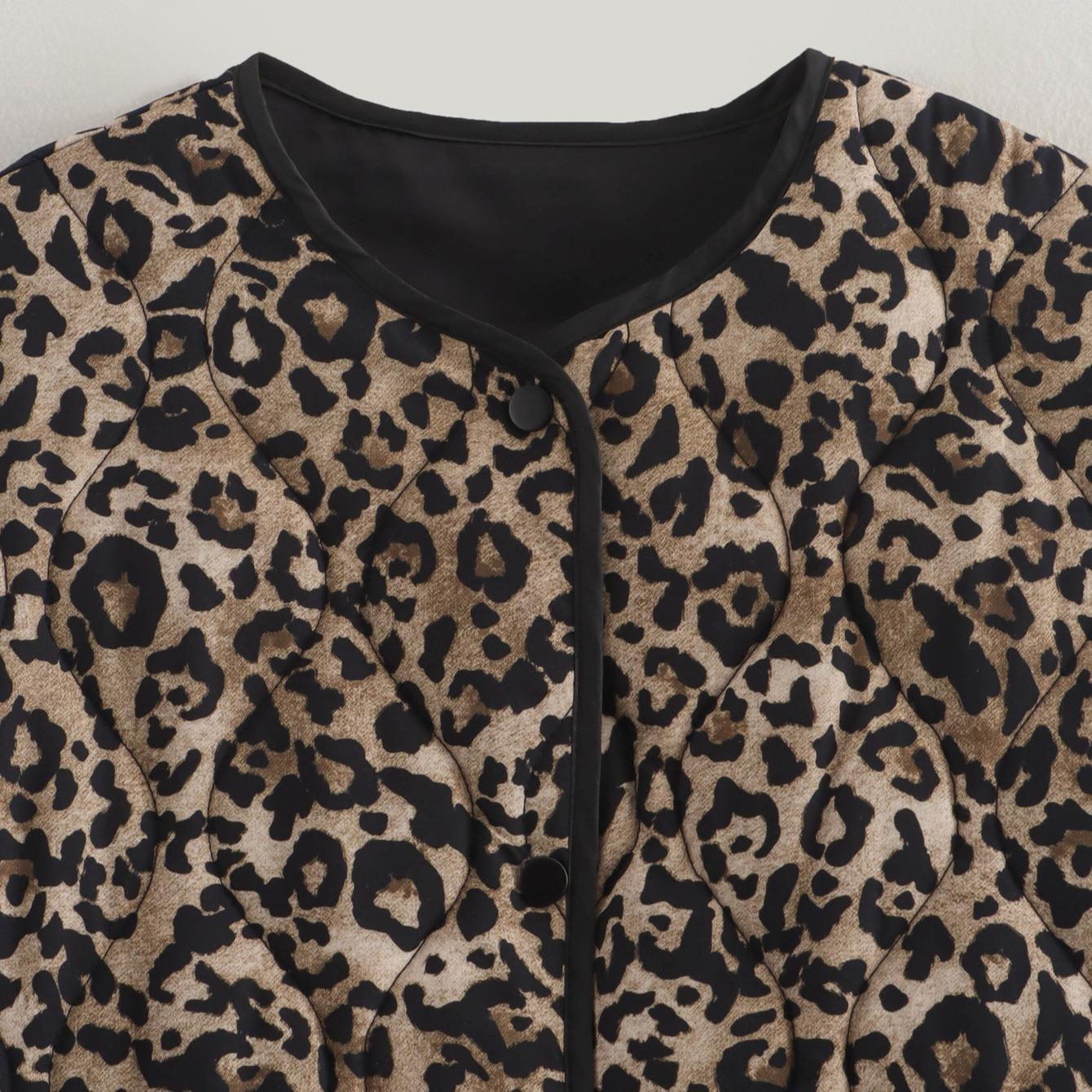 Damen Steppjacke mit modernem Leo-Print und praktischen Taschen WW