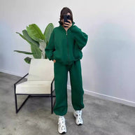 Damen bequemer und stilvoller Zip-Hoodie mit passenden Jogginghosen WW