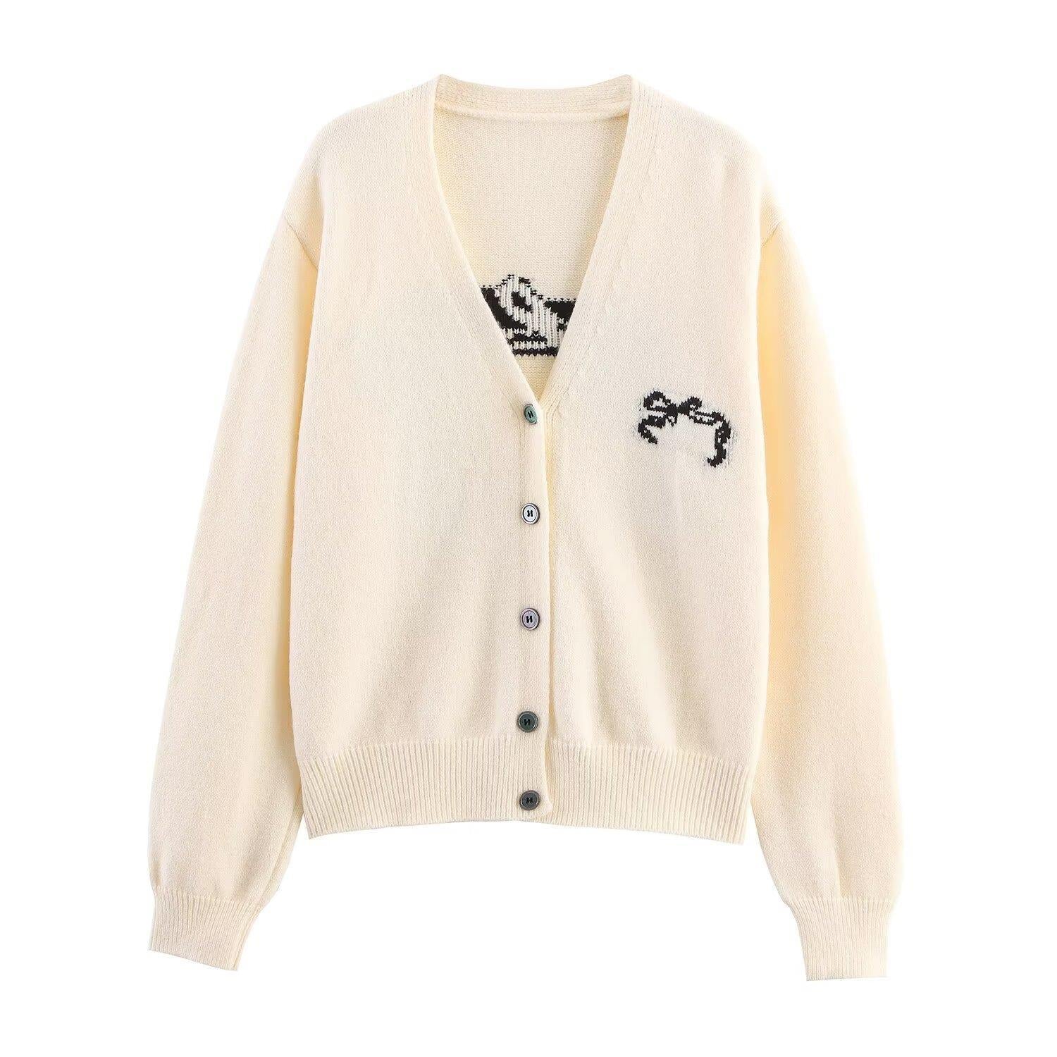 Damen Strickjacke mit dekorativen Knopfdetails und hochwertigem Material WW