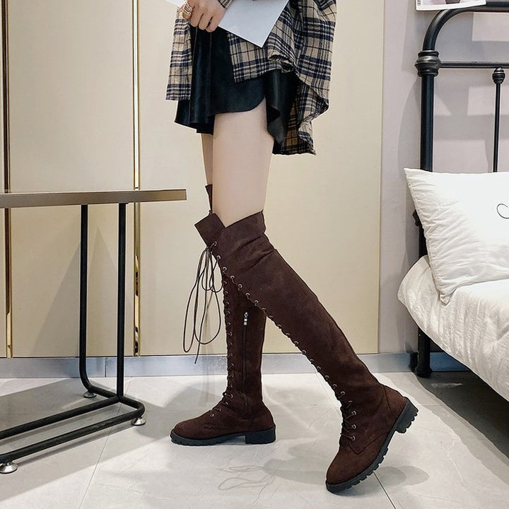 Damen Overknee-Stiefel mit raffinierter Schnürung und robustem Profil W&W Mode