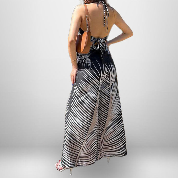 Damen Jumpsuit mit aufregenden Cut-Out-Details und elegantem Wickeloberteil W&W Mode