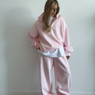 Damen Sportlicher Kapuzenpullover mit kurzer Reißverschlussöffnung WW