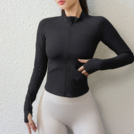 Damen Sportliche Laufjacke mit enganliegendem Schnitt und praktischen Taschen WW