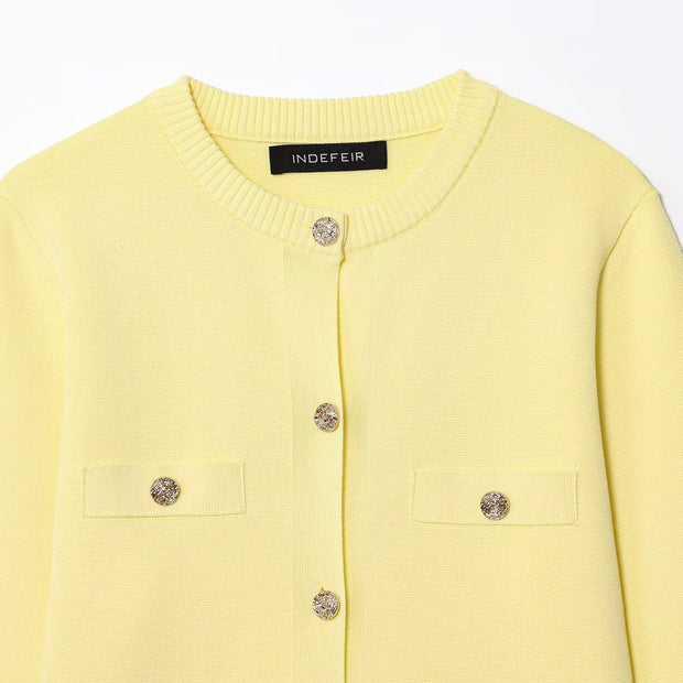 Damen Strickjacke mit elegantem Knopfdesign und praktischen Taschen WW