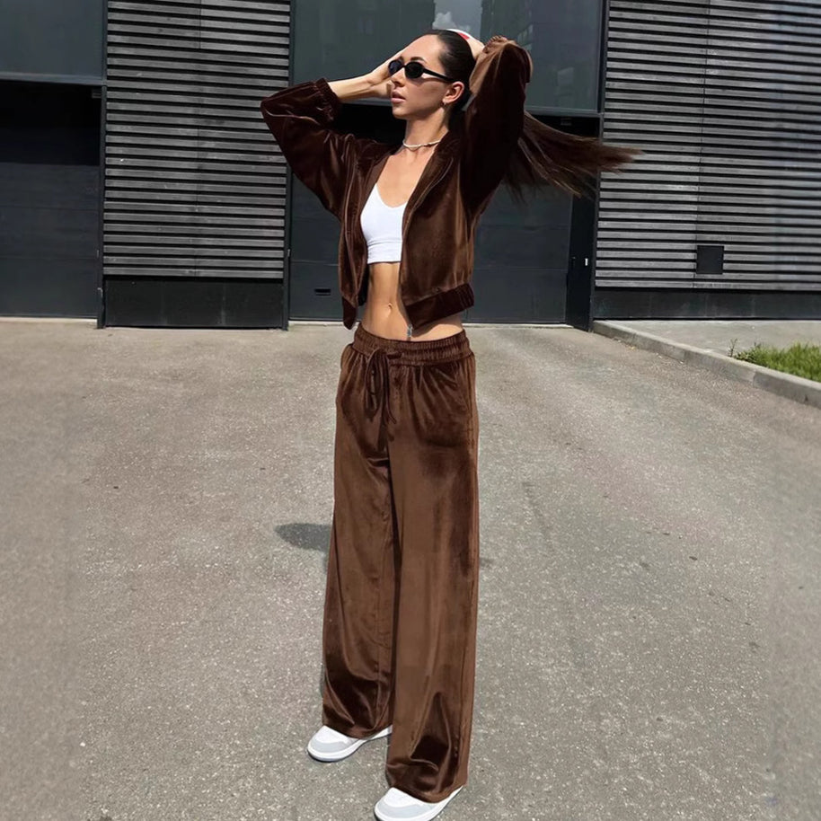 Damen bequemer Sportanzug mit lockerer Passform und Kapuzenjacke WW