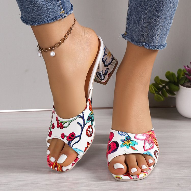Damen Mules mit floralem Design und komfortablem Blockabsatz W&W Mode
