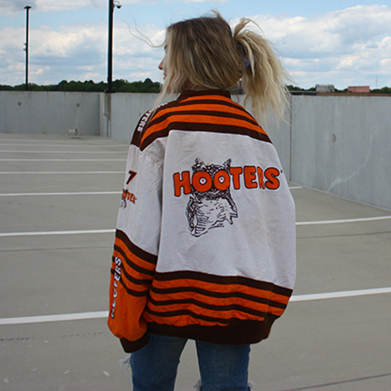 Damen Sportliche Oversized Jacke mit auffälligem Logo-Design WW