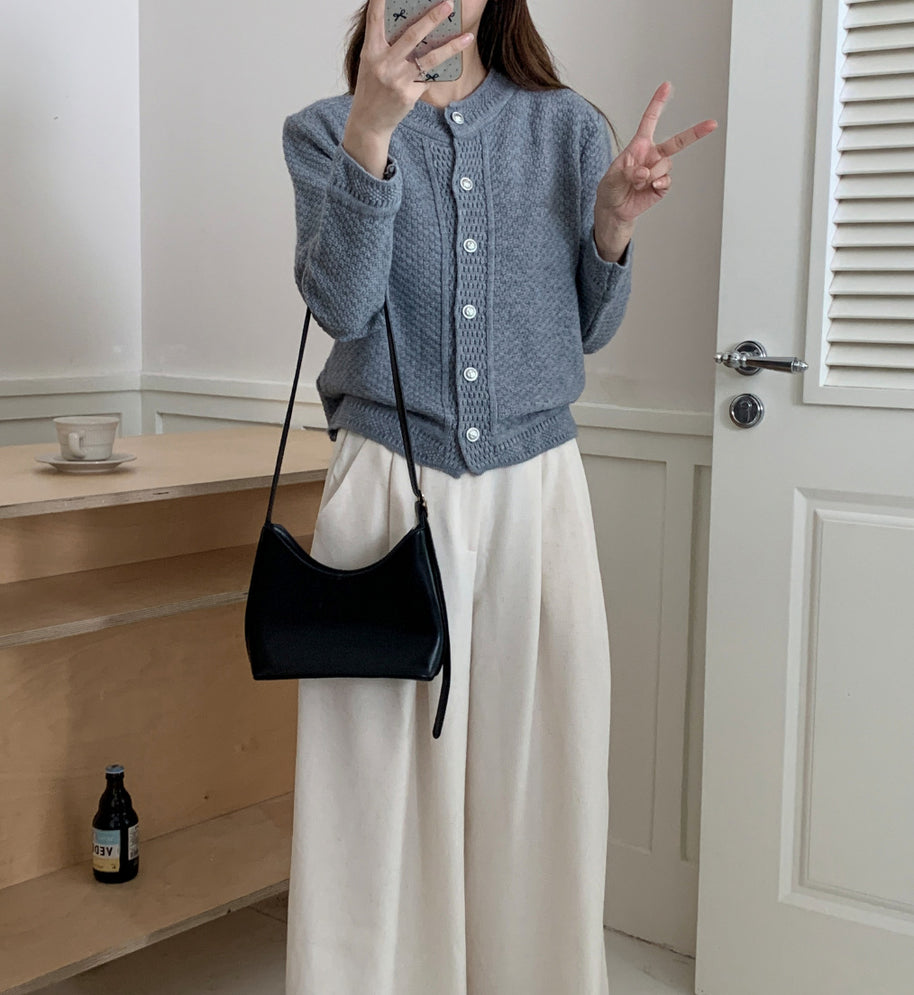 Damen Strickjacke mit strukturiertem Muster und hochwertigen Knöpfen WW
