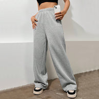 Damen weite Freizeithose aus komfortablem Sweatmaterial W&W