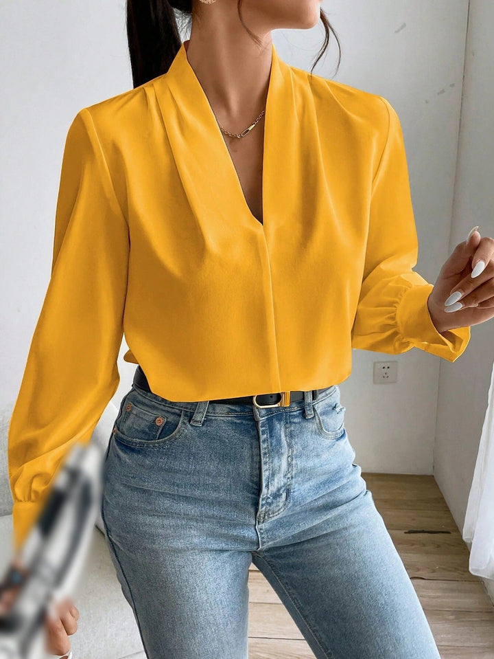 Damen-Blusenshirt mit V-Ausschnitt und vielseitigem Schnitt