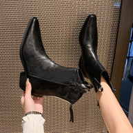 Damen elegante Chelsea-Stiefeletten mit spitzem Zehen-Design und robustem Blockabsatz WW