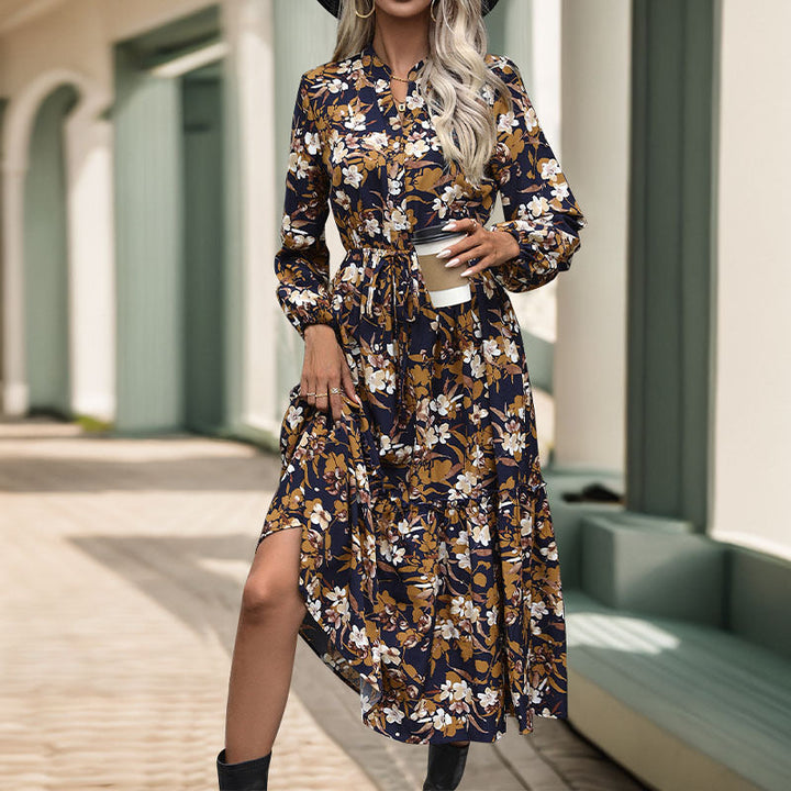 Damen Midikleid mit floralem Design und eleganter Taillierung W&W Mode