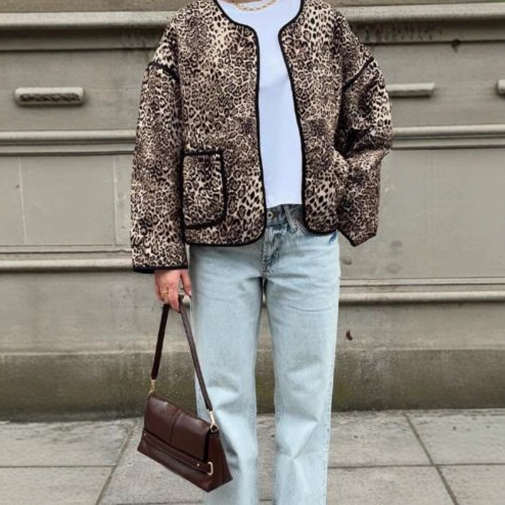 Damen Steppjacke mit Leoprint und praktischen Taschen WW