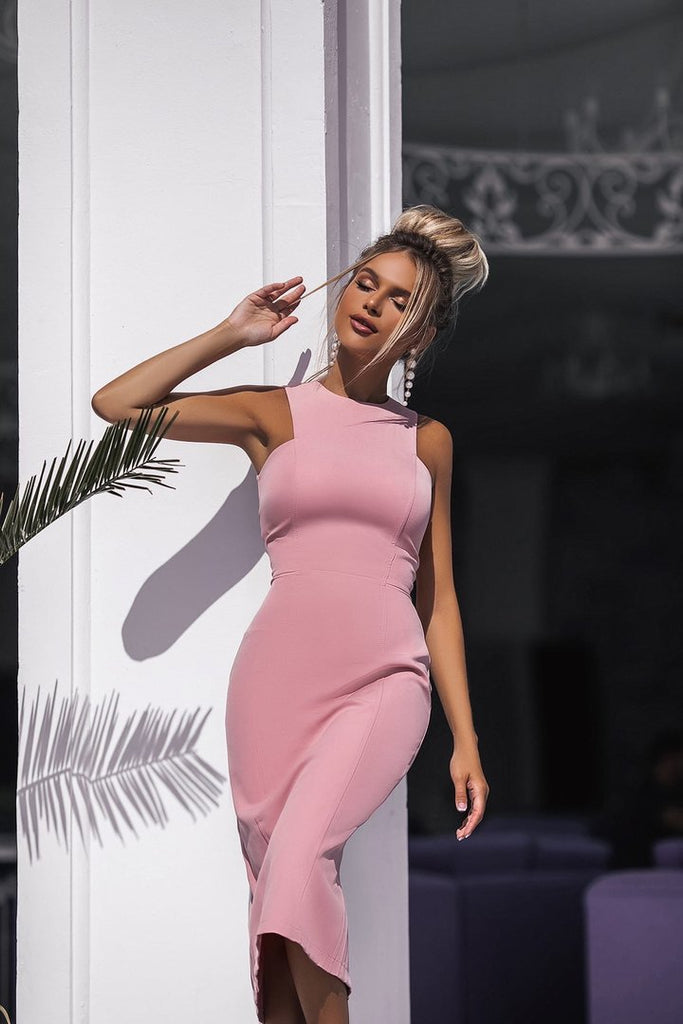 Damen figurbetontes Kleid mit asymmetrischem Schnitt und raffinierten Schlitzdetails WW