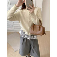 Damen Strickjacke mit dekorativer Spitzenunterlage und Knopfdetails WW