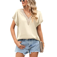 Damen Bluse mit tiefem V-Ausschnitt und Häkelakzenten WW