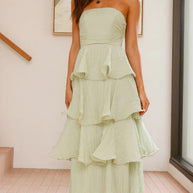 WW | Strapless Tiered Kleid Rückenfreies Schichten Design Eleganter Fließender Schnitt
