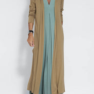 Modisches und leichtes Kleid