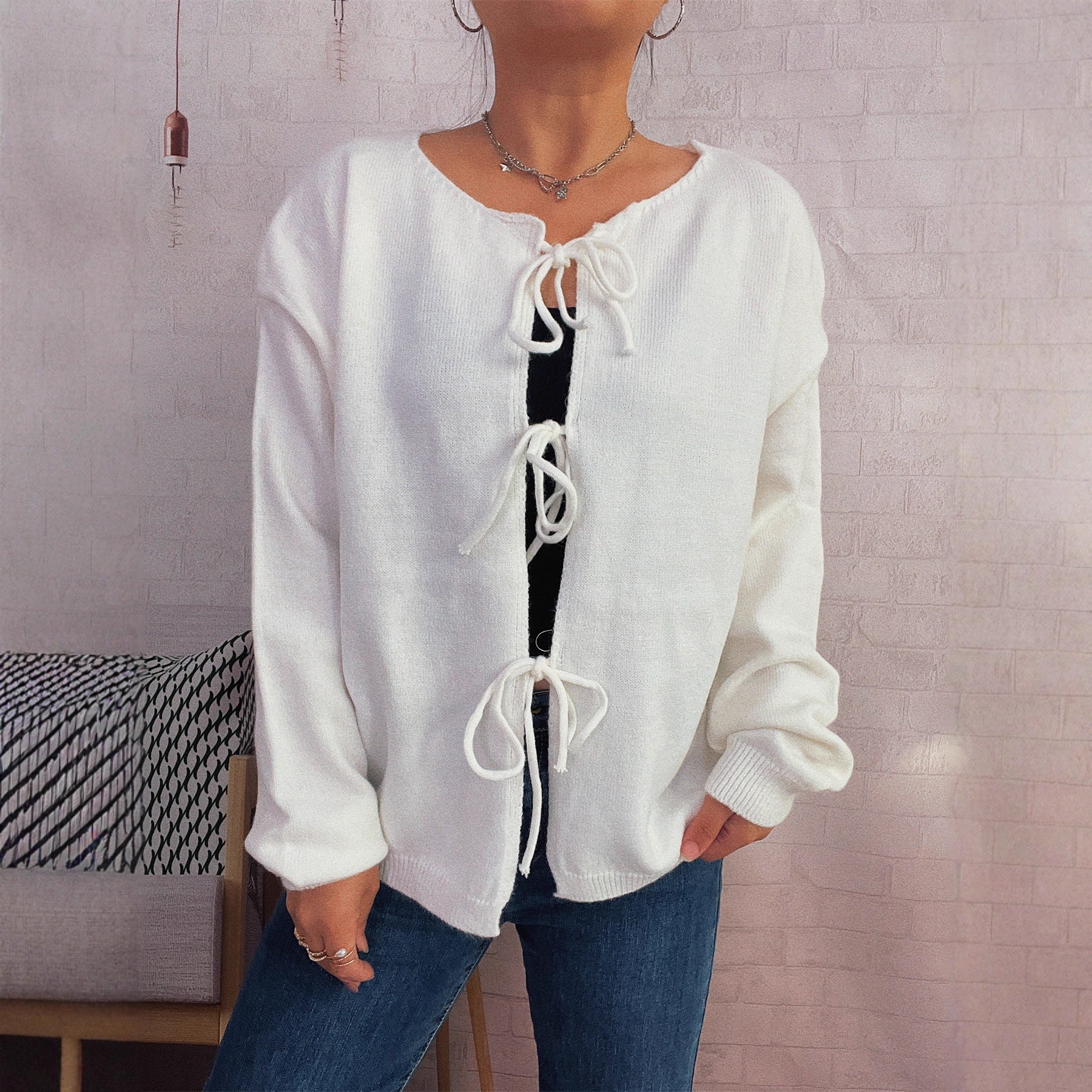 Damen Strickjacke mit dekorativem Schnürdesign und weitem Schnitt WW