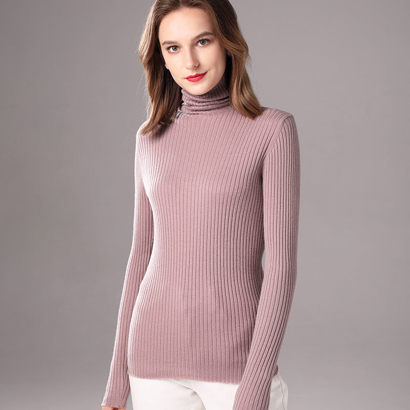 Damen Rollkragenpullover mit feiner Rippstruktur und figurbetonter Passform WW