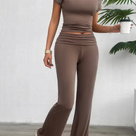 Damen Freizeit-Loungewear-Set mit cropped Oberteil und weiter Hose WW
