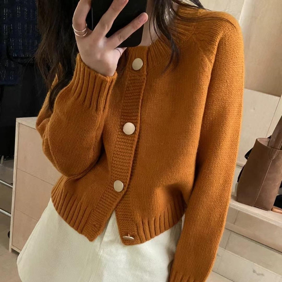 Damen Strickjacke mit Rundhalsausschnitt und dekorativen Knöpfen WW