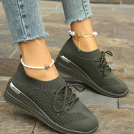Damen bequeme Sport-Sneaker mit atmungsaktivem Obermaterial und eleganter Plateausohle WW