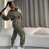 Damen bequemer und modischer Jumpsuit mit tiefem V-Ausschnitt WW