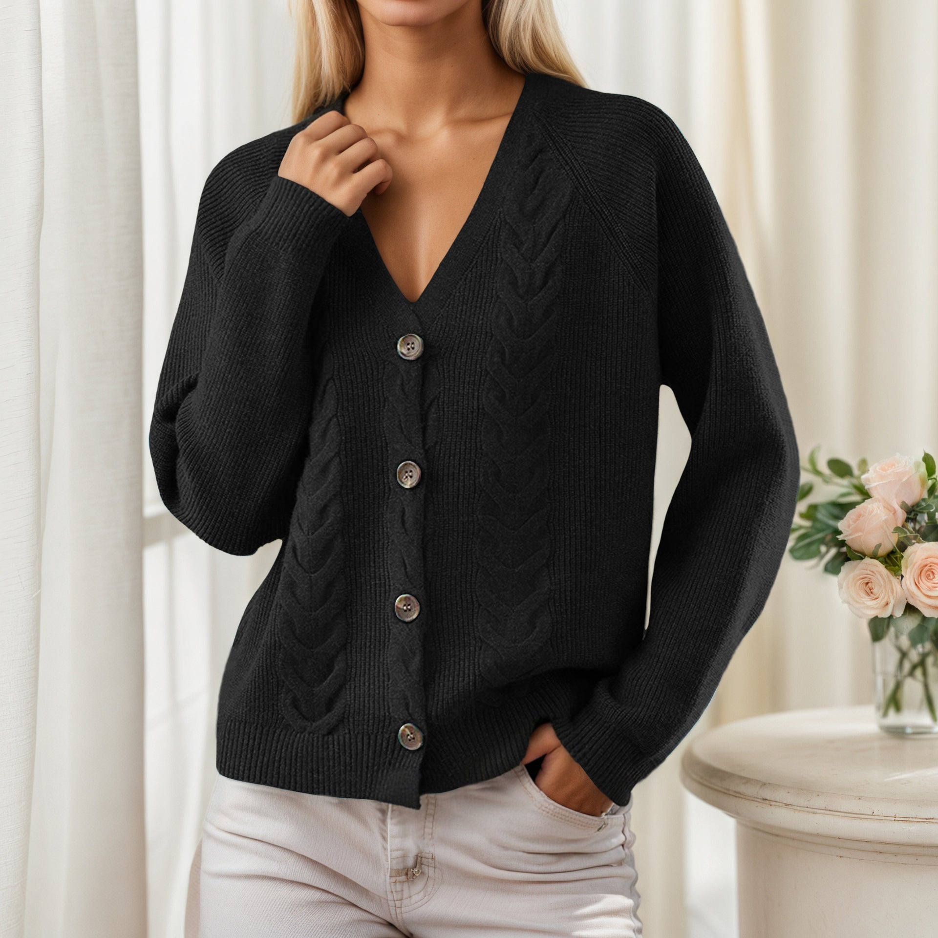 Damen Strickjacke mit V-Ausschnitt und trendy Zopfmuster WW