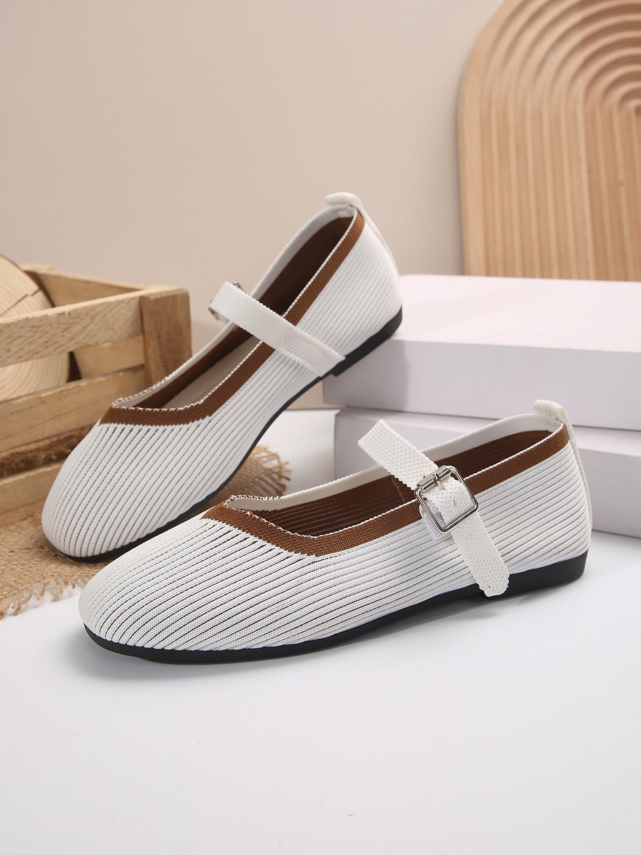 Damen Ballerinas mit verstellbarem Riemen und strukturiertem Obermaterial WW