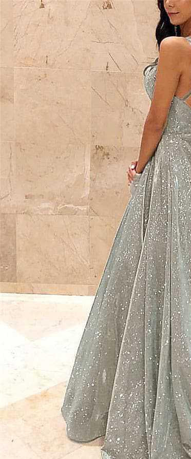 Damen Abendkleid mit schimmernden Akzenten und voluminösem Rock WW