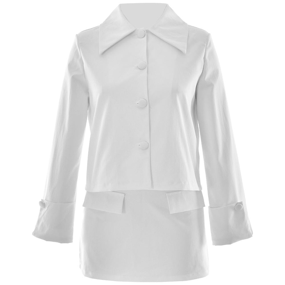 Damen Elegante Kurzjacke mit übergroßen Kragen und stilvollen Knopfdetails W&W