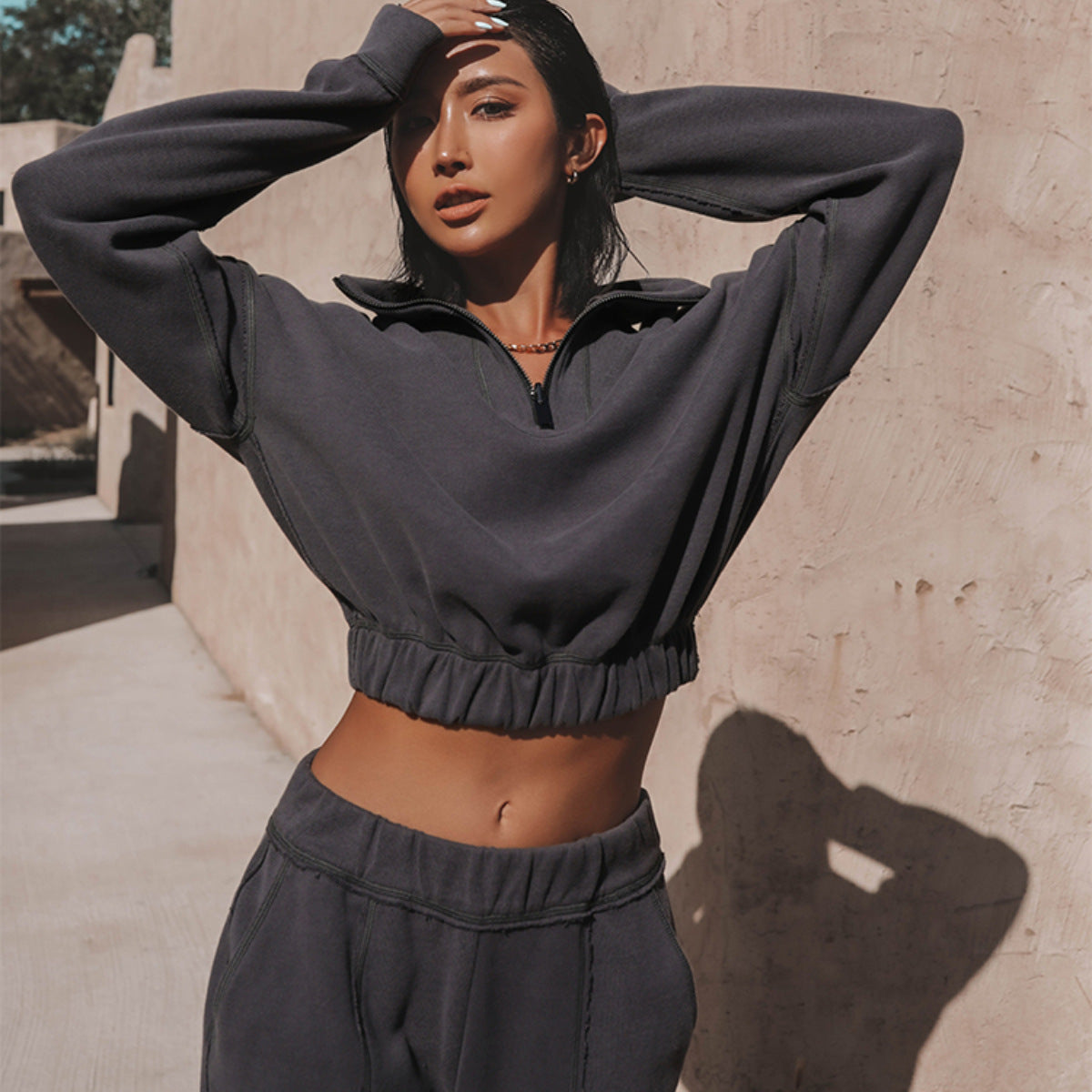 Damen sportliches Cropped-Fleece-Top mit halbem Reißverschluss WW