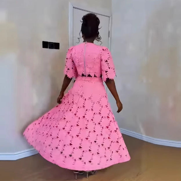 Damen gehäkeltes Maxikleid mit floralen Details WW
